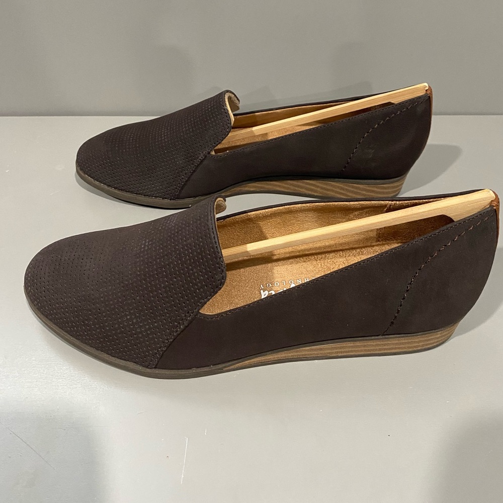 Dr. Scholl's Dark Brown Flats